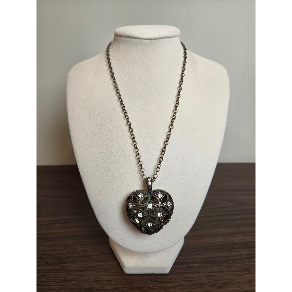 American Eagle AEO Bronze Filigree Rhinestone Heart Pendant Necklace Vintage
